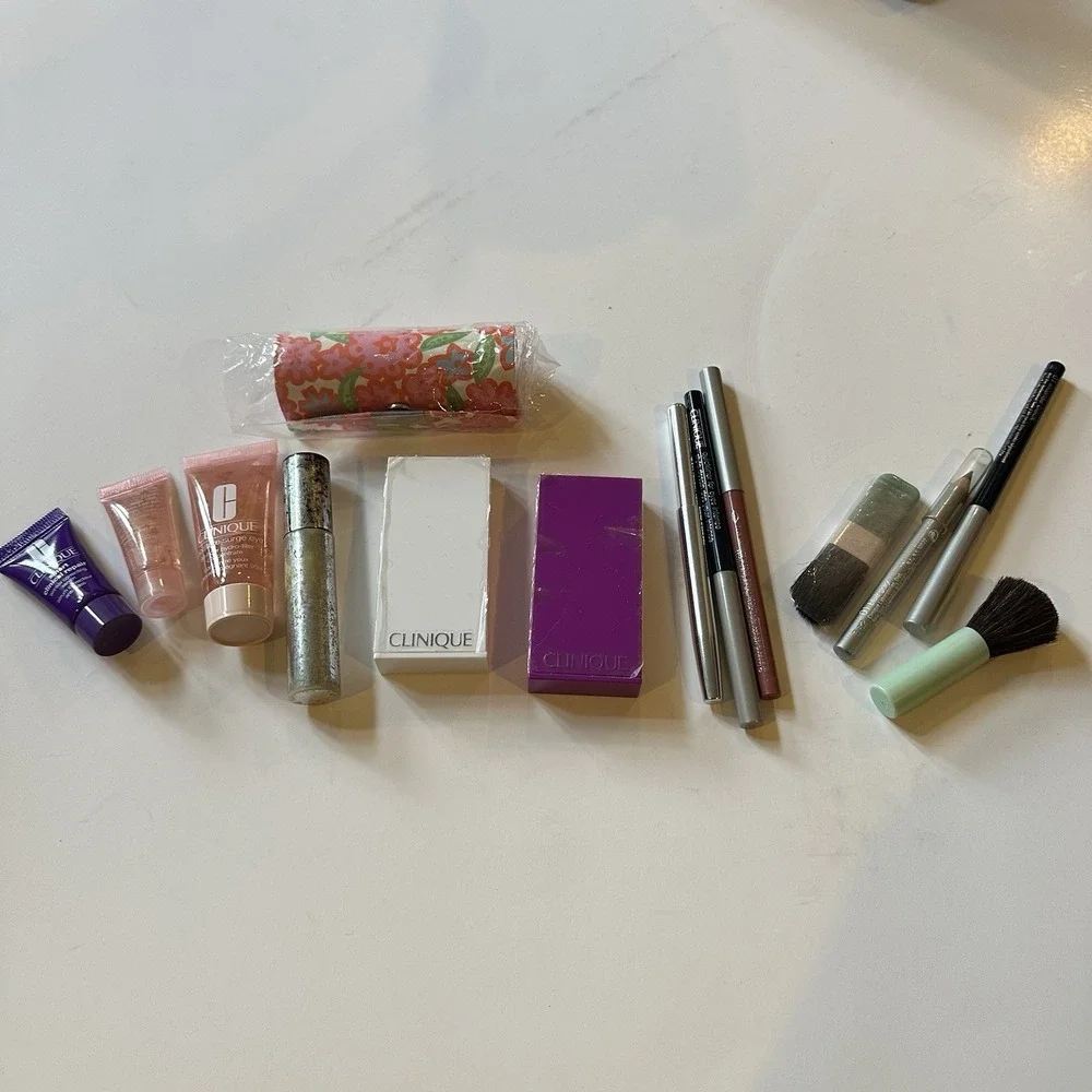 Makeup Beauty Bundle Mix  Lot 14‎ Pieces Clinique New No Box  Brush Eyeliner